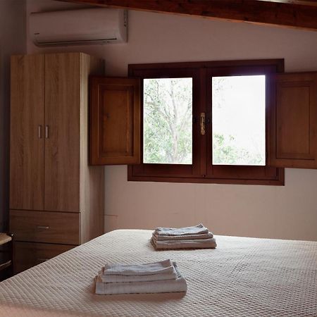 Bed and Breakfast Sa Guardia De Ferricci à Solanas  Extérieur photo