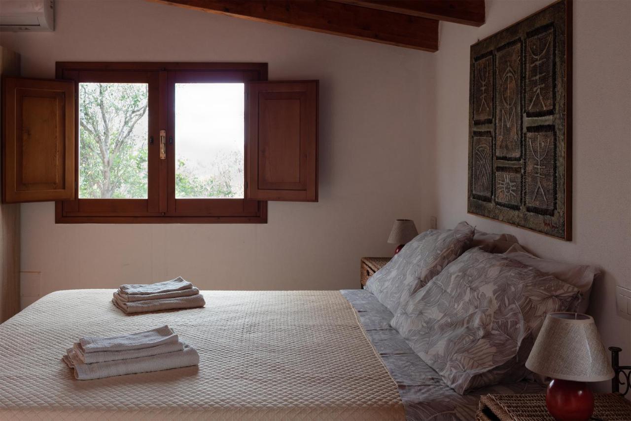 Bed and Breakfast Sa Guardia De Ferricci à Solanas  Extérieur photo