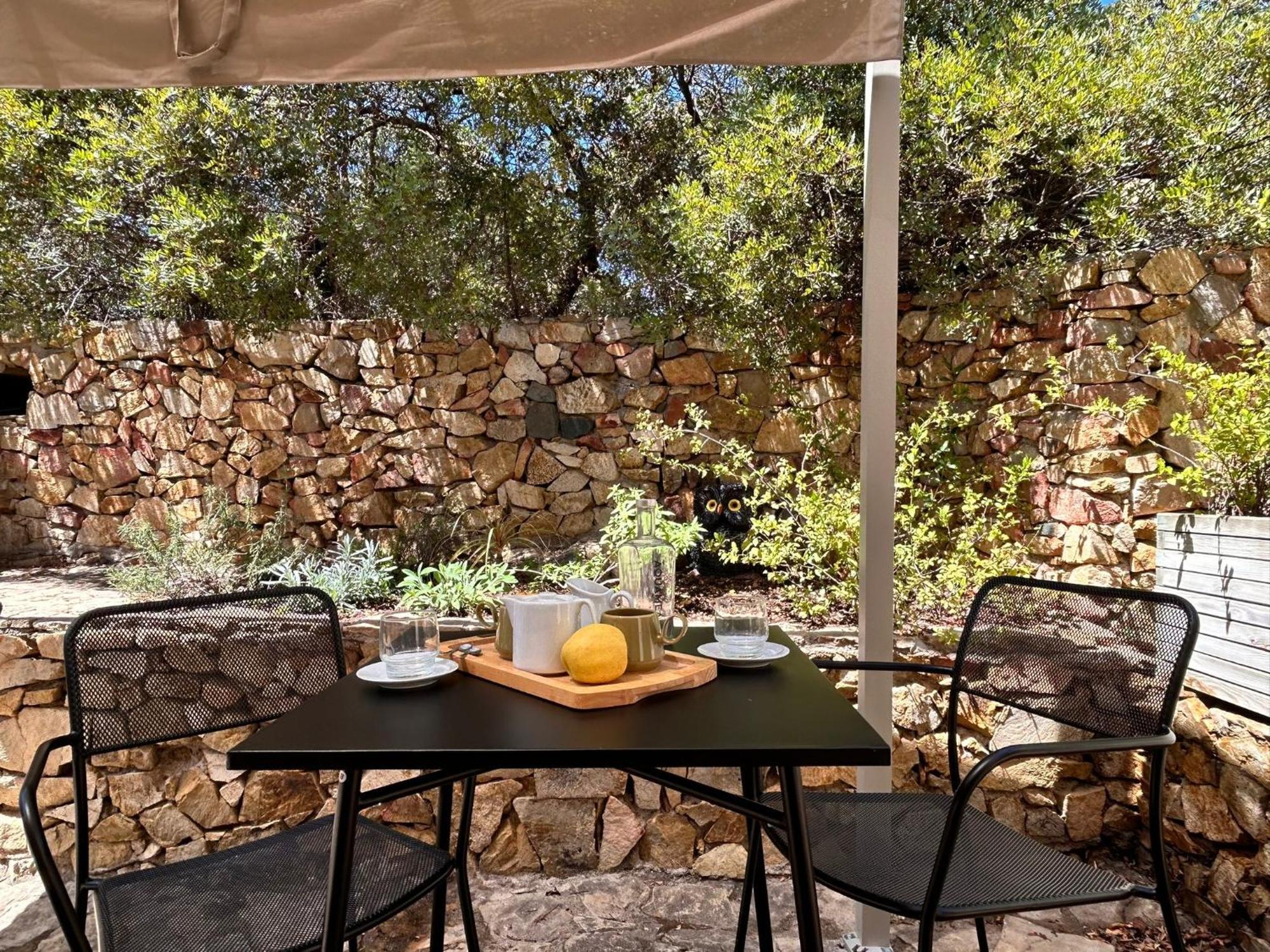Bed and Breakfast Sa Guardia De Ferricci à Solanas  Extérieur photo